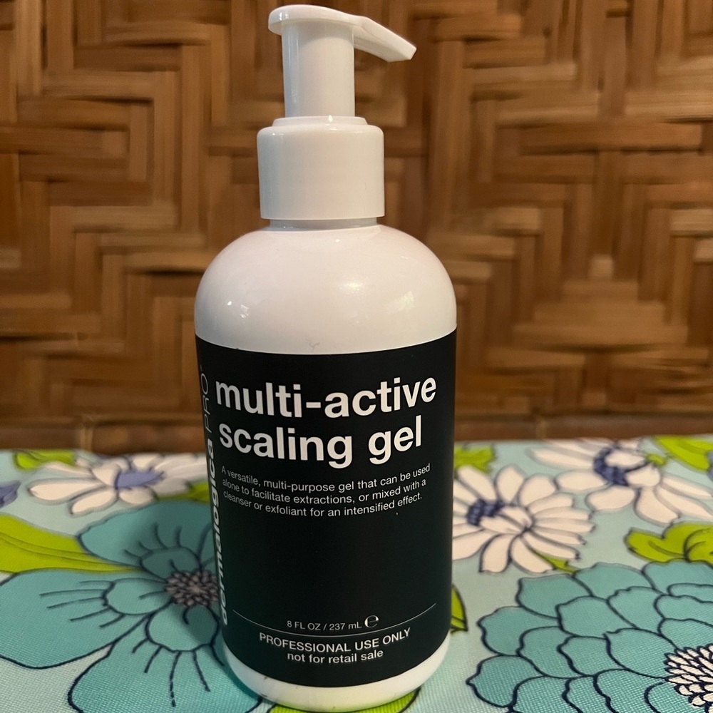 FREE GIFT WITH PURCHASE OF Dermalogica PRO Multiactive scaling gel - BRAND NEW